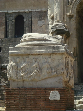 17 Roman Forum