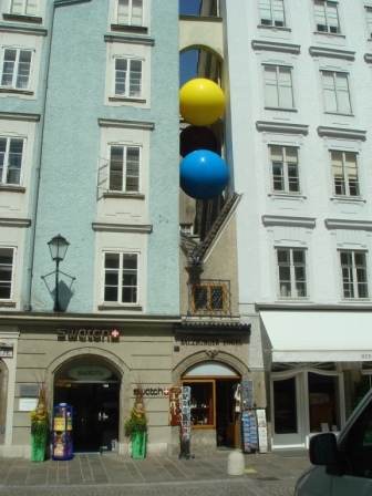 12 Skinniest shop - with balls???