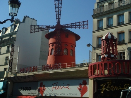 12 Moulin Rouge - ho ho hum