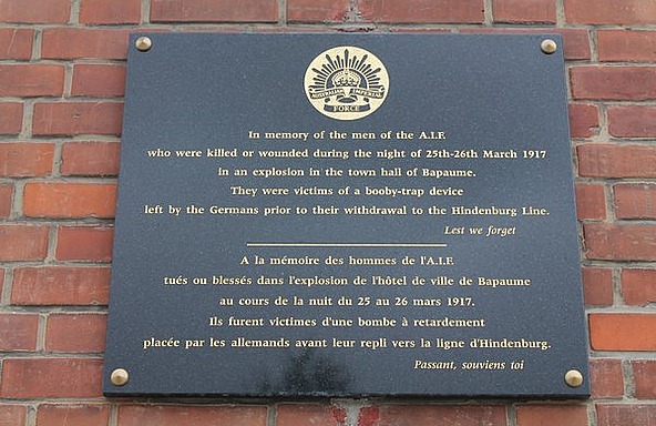 Memorial to those killed by a German boobytrap