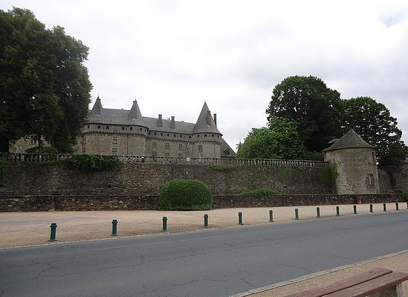 Pompadour chateau