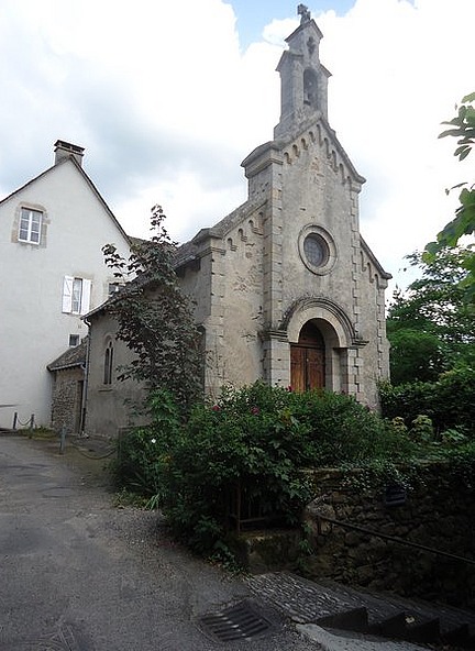 Argentat petit church