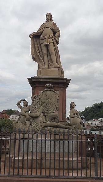 Heidelberg statue