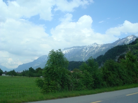 08 On the road from Thun to Interlaken