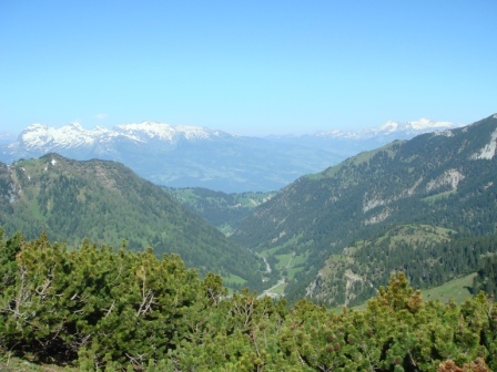 10 Looking west from the top of Liechtenstein