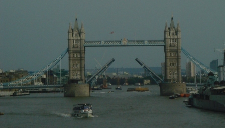 14 Tower Bridge