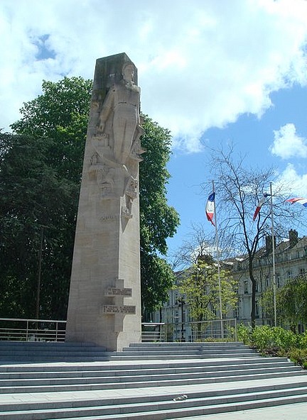 Monument du Maréchal Leclerc de Hauteclocque