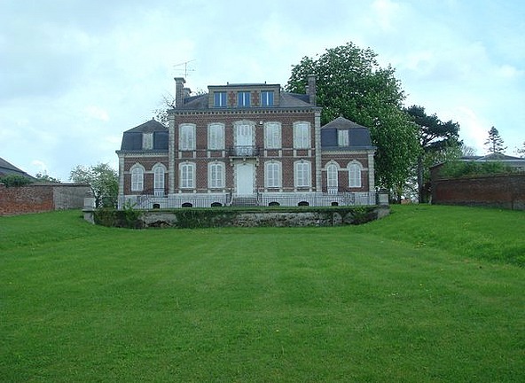 Little French villa 